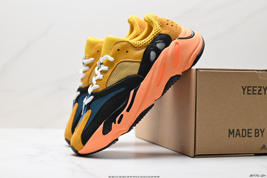 Adidas YEEZY 700V2