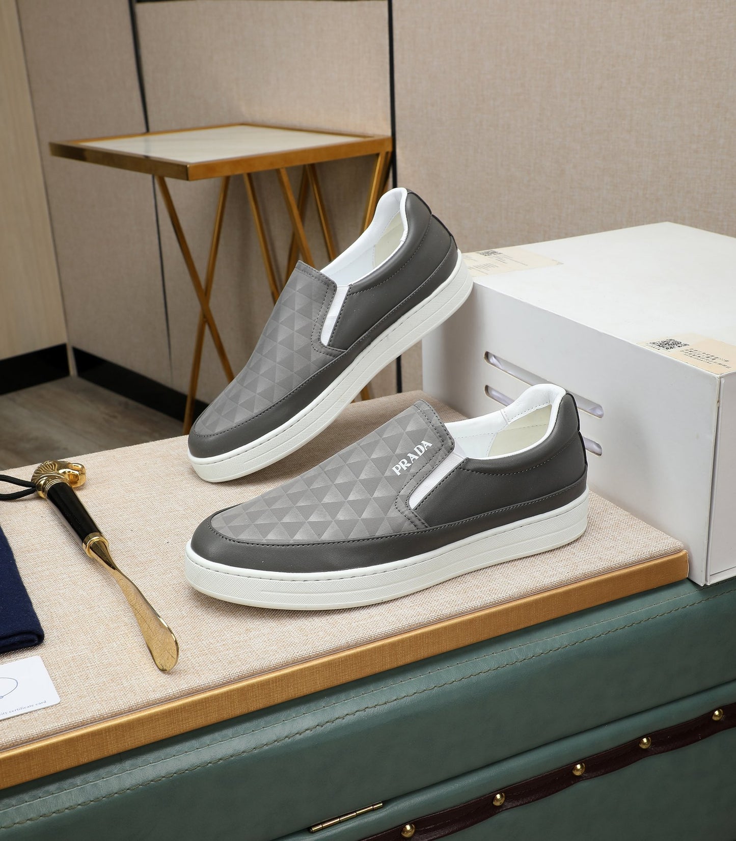 Zapatillas Prada casual shoes upper imported high-quality calfskin